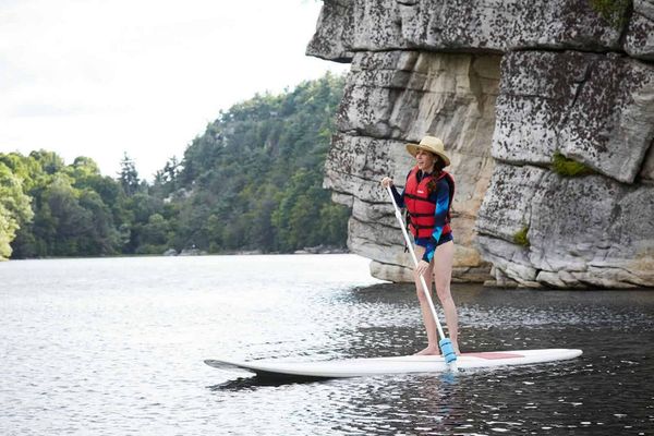 mohonk-mountain-house-Paddleboardnig.jpg