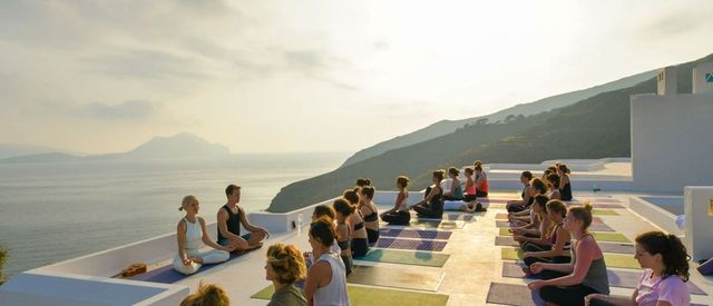 aegialis-hotel-yoga-rooftop-03.jpg