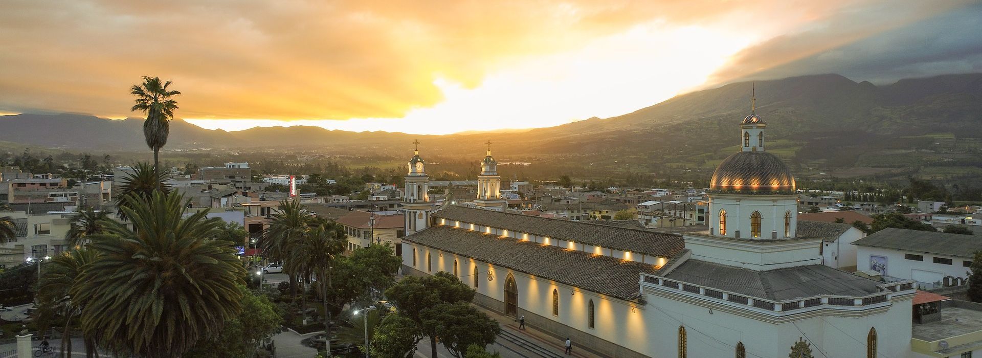 Ecuador Travel.jpg