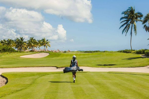 Fairmont Mayakoba golfer 3.jpg