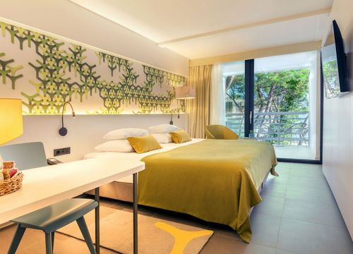 Bluesun Hotel Berulia-Example of accommodation.jpg