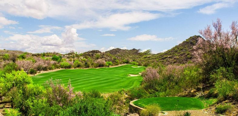 Courtyard Scottsdale Old Town Quintero golf course hole 17.jpg