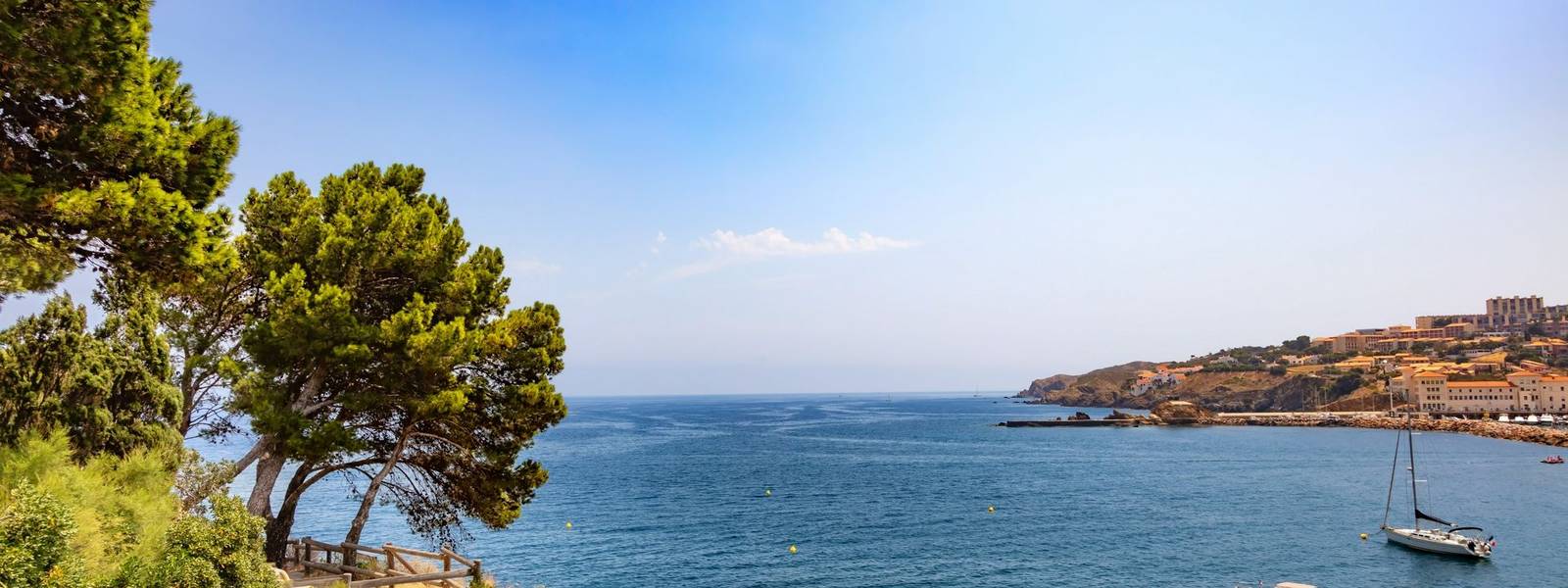 French Catalonia-Banyuls_AdobeStock_289334042.jpeg