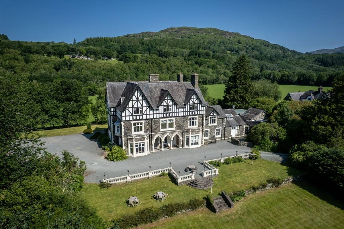 Exterior - Dolersau Hall, Dolgellau-12.jpg