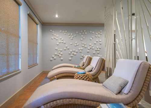 Hawks Cay Resort-Spa relaxation room.jpg