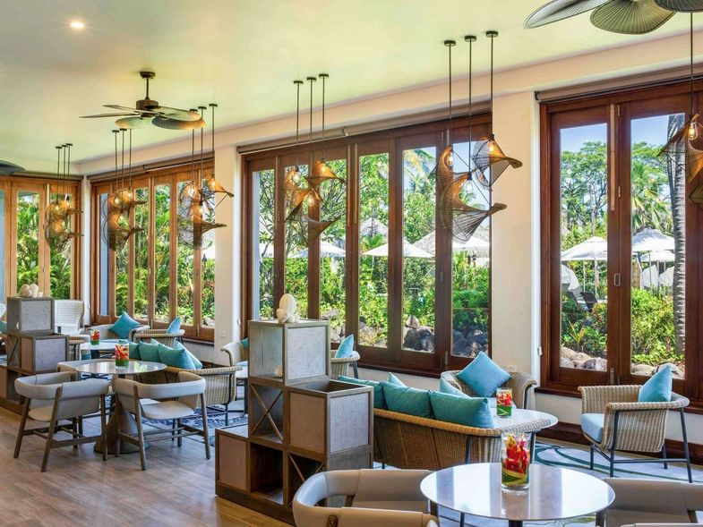 Sofitel Fiji Resort & Spa-Restaurant (1).jpg