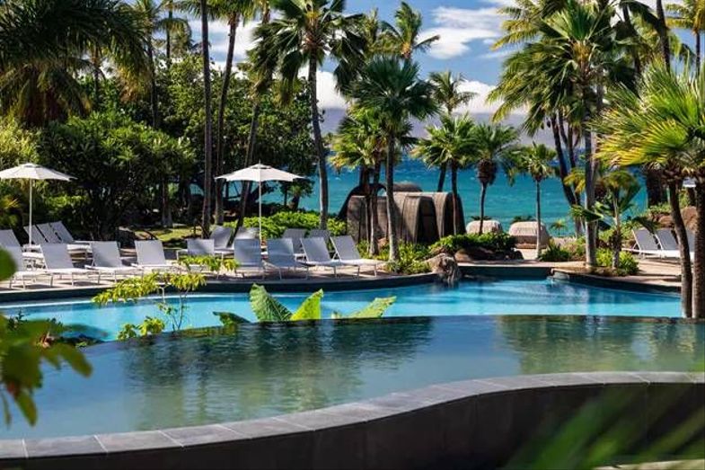 The Westin Maui Resort & Spa, Kaʻanapali adult infinity pool.jpg