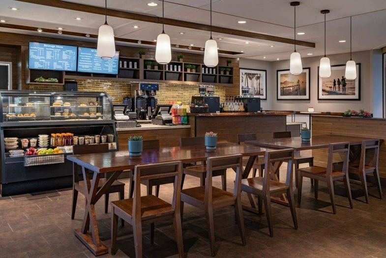 Sawgrass Marriott Golf Resort & Spa restaurant.jpg