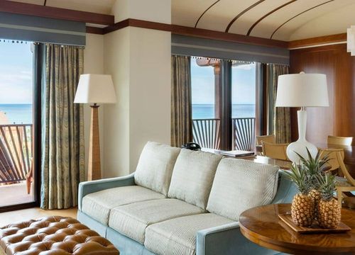 Aulani signature suite.jpg