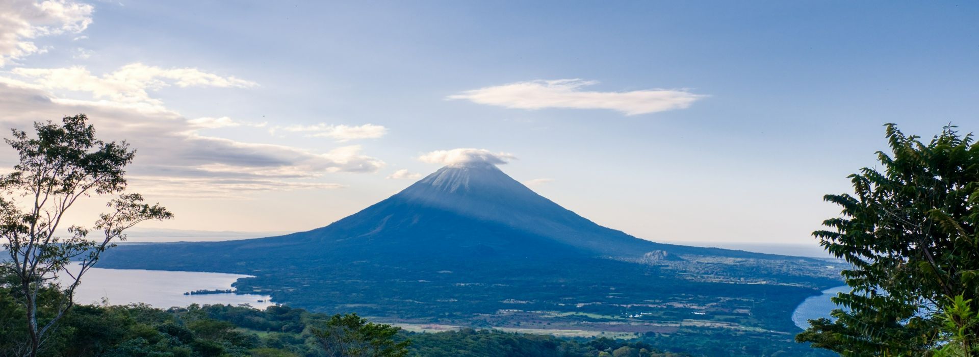 Nicaragua volcano landscape pixabay Lukas Jancicka.jpg