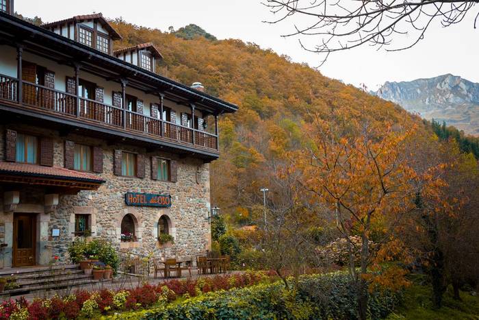 Hotel del Oso.jpg