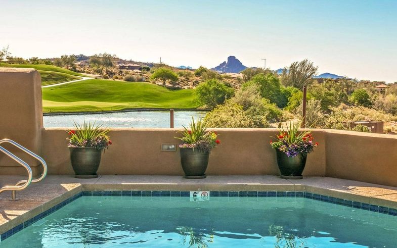 Inn at Eagle Mountain pool.jpg