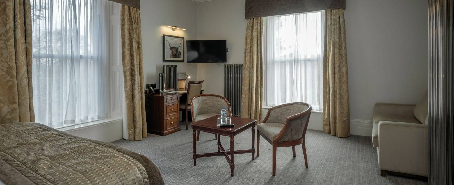 rf_sup_bedroom_premium_doubleroom_leewoodhotel_buxton_peakdistrict_01_2026_rgb.jpg