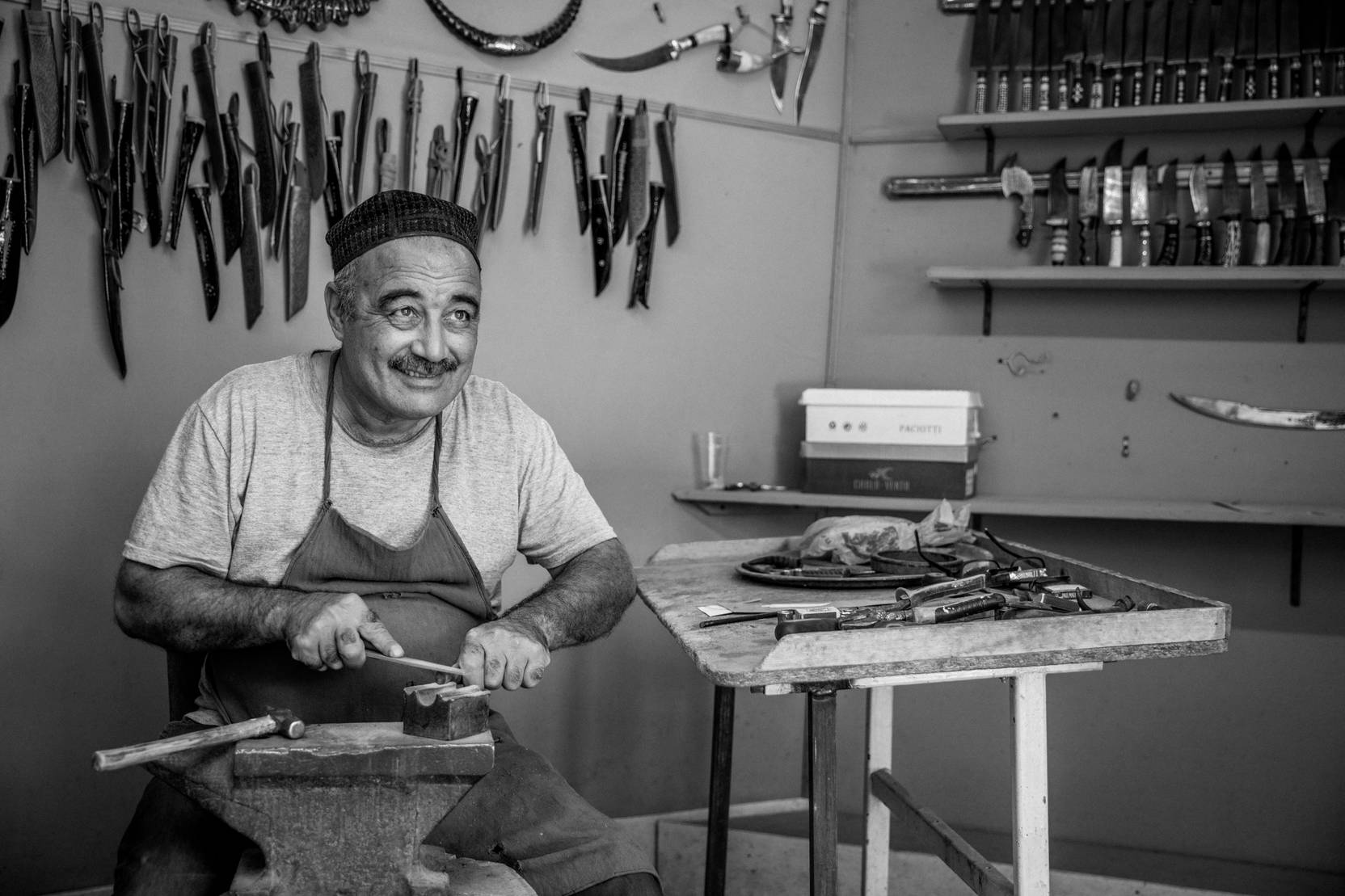 Photo Competition - portrait of a knife sharpener in Uzbekistan