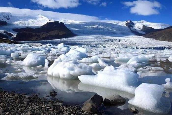 Jokulsarlon Glacier Lagoon (Malcolm Stott)