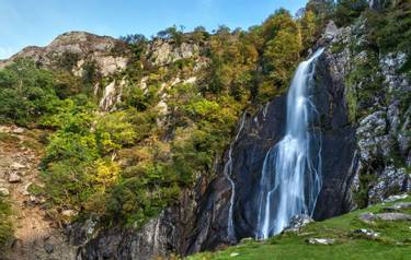 Snowdonia Way - Guided Trail - Aber Falls - AdobeStock_109968238