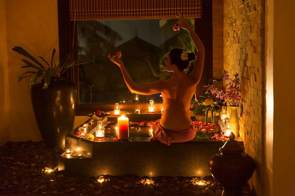 Ayurveda treatment at Ananda in the Himalayas