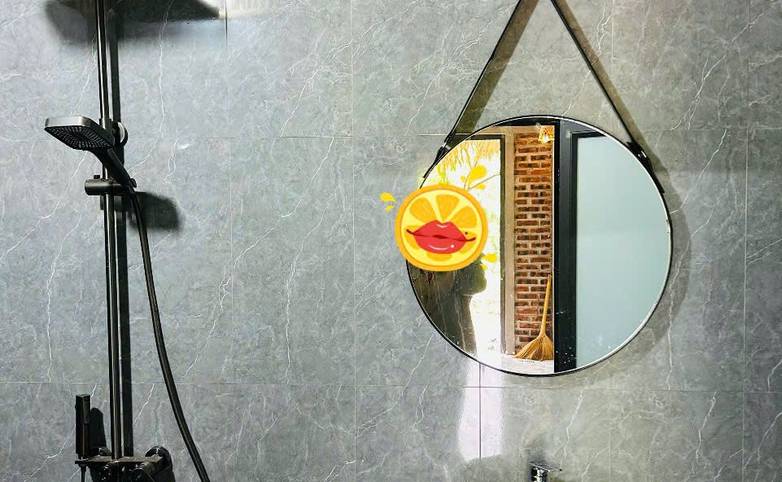 Eco Mai Hịch Homestay shower.jpg