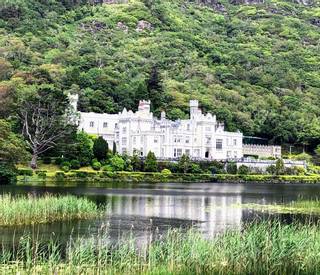 beyond-the-glass-adventure-tours-ireland-castle.jpg
