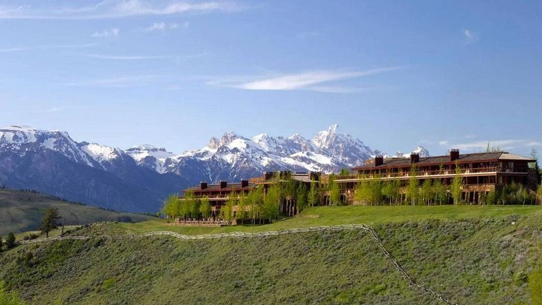 Amangani exterior.jpg