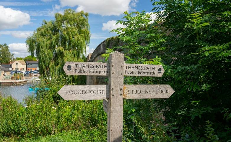Thames Path signpost by Halfpenny Bridge, Lechlade, Gloucestershire, United Kingdom