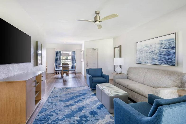 Hilton Vacation Club Mystic Dunes living dining 2.jpg