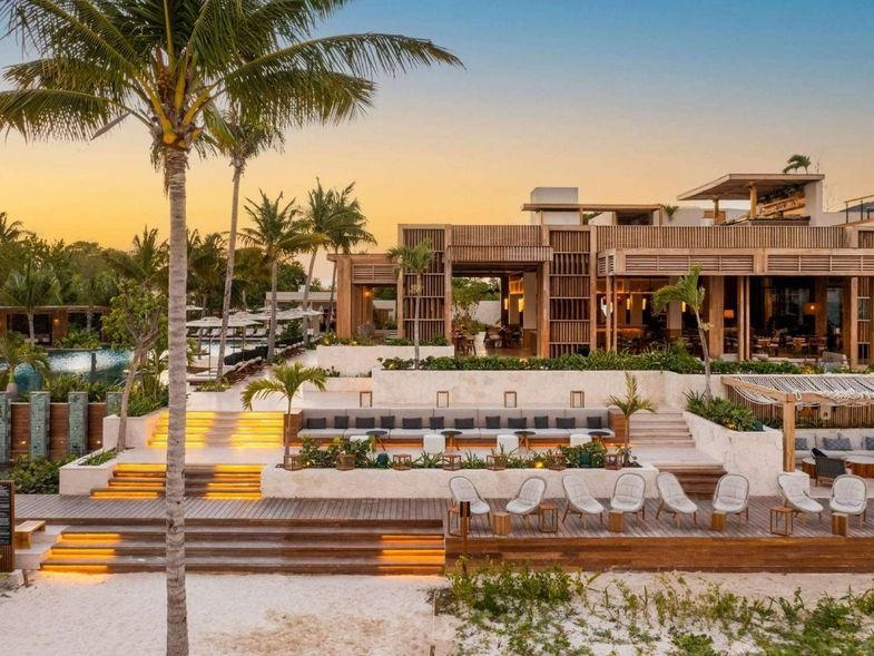 Fairmont Mayakoba seating area.jpg