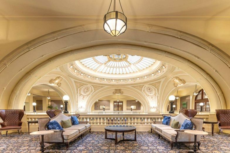 The Battle House Renaissance Mobile Hotel & Spa lobby 2.jpg