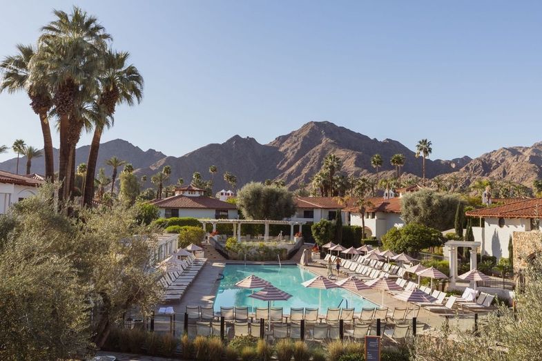 Tommy Bahama Miramonte pool_TaraHoward.jpgg.jpeg