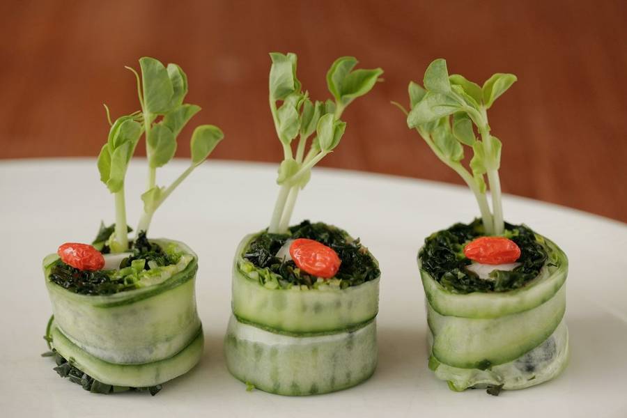 Cucumber sushi