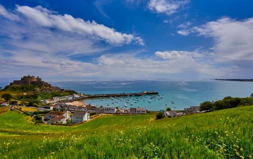 Jersey Guided Walking with Sightseeing