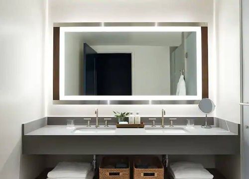 Miraval Berkshires bathroom.jpg