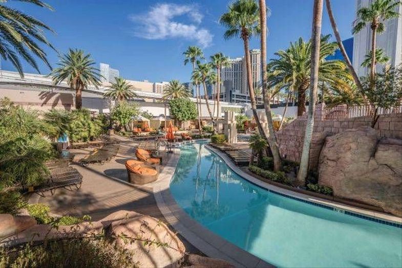 MGM Grand Hotel & Casino lazy river.jpg