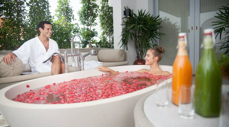 Where To Go For The Best Couples Spa Retreat